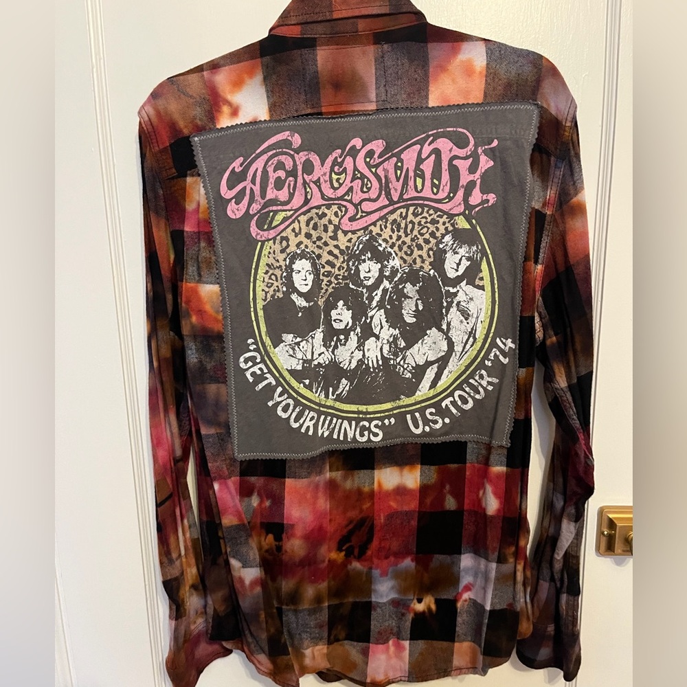 Women’s large Flannel Shirt Aerosmith